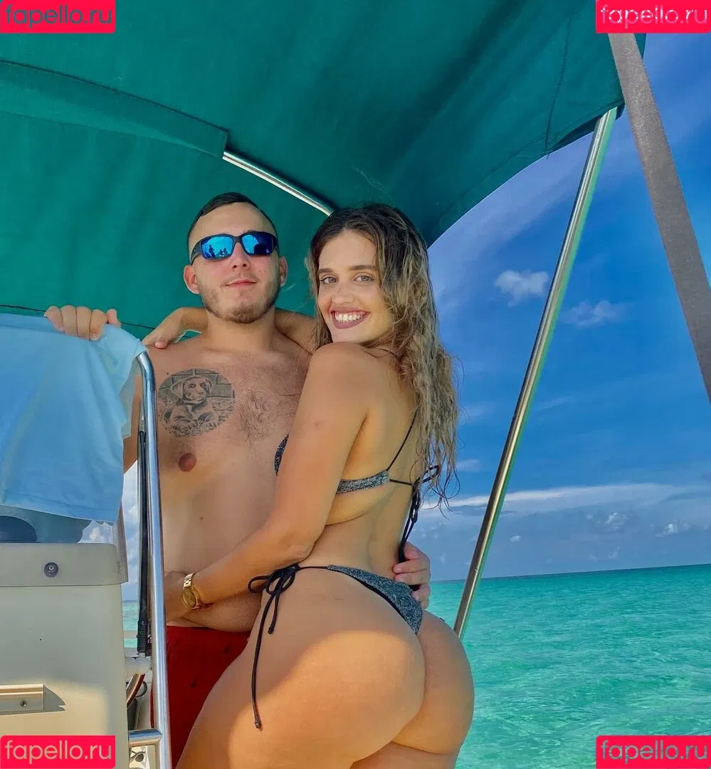 Nadia G Onlyfans Photo Gallery 