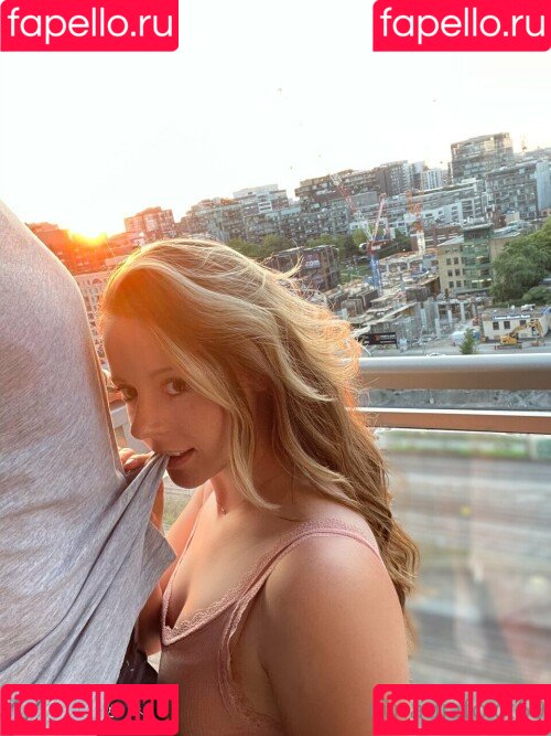 Nadia G Onlyfans Photo Gallery 