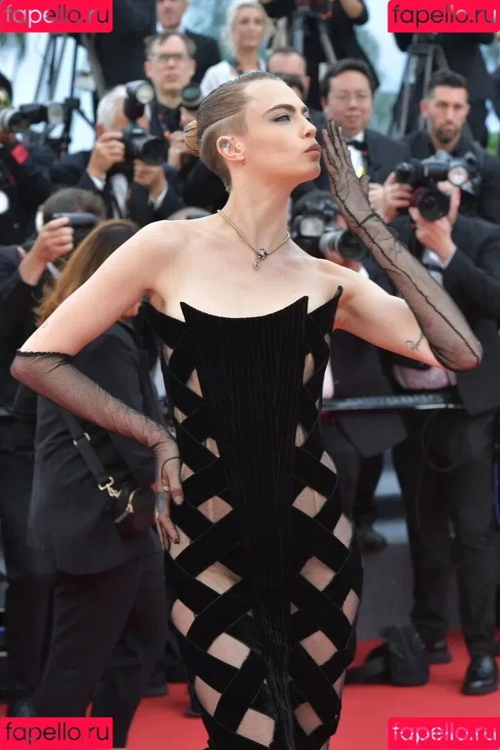 Cara Delevingne Onlyfans Photo Gallery 