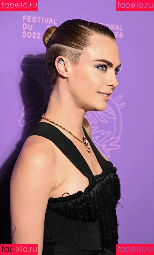 Cara Delevingne Onlyfans Photo Gallery 