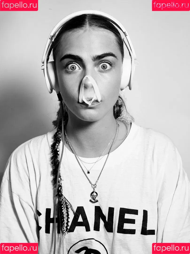 Cara Delevingne Onlyfans Photo Gallery 