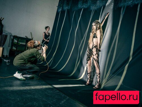 Cara Delevingne Nude Onlyfans Photo 49