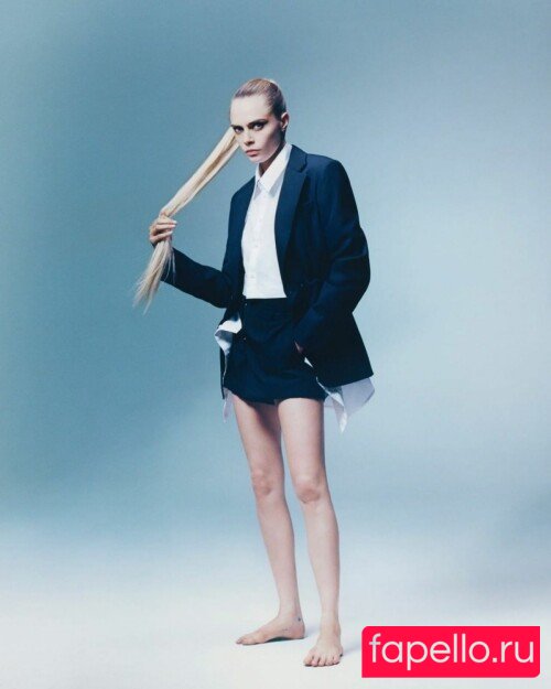 Cara Delevingne Nude Onlyfans Photo 43