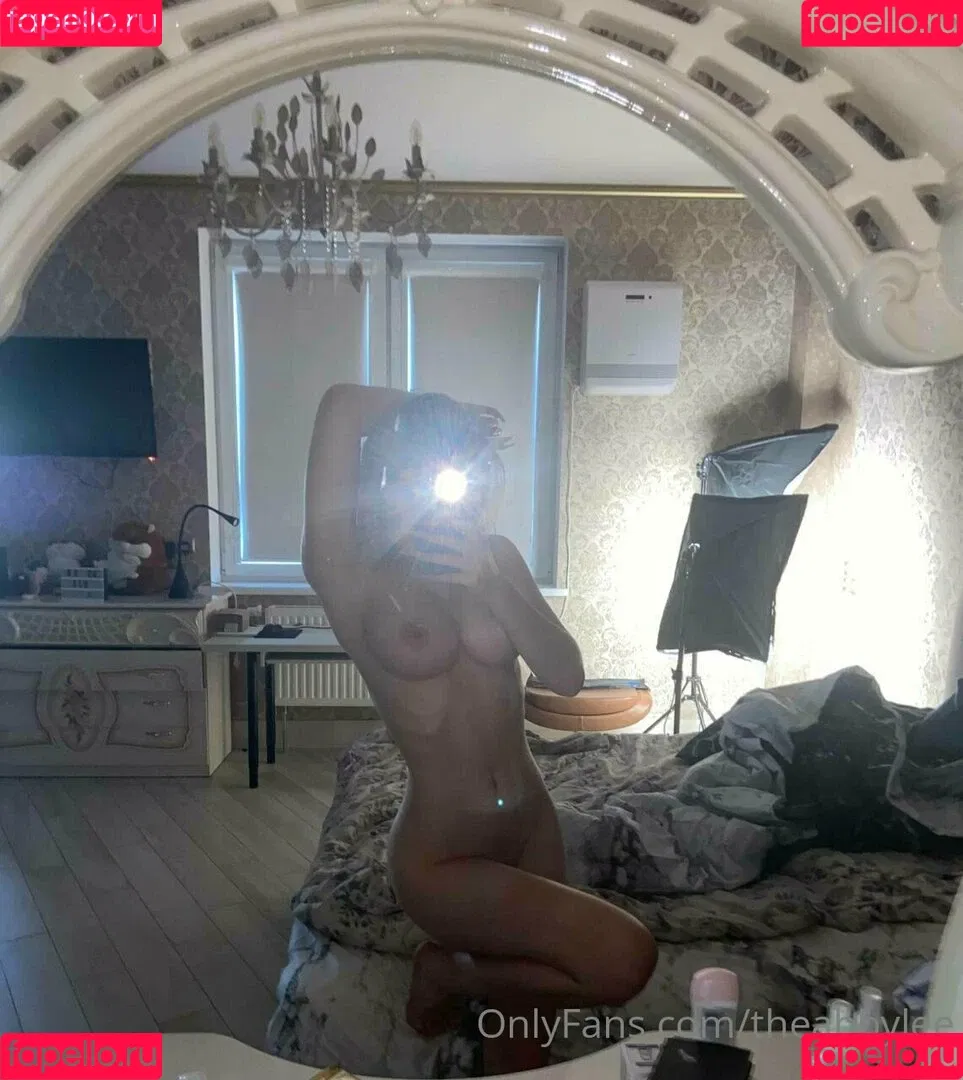 asissska Onlyfans Photo Gallery 