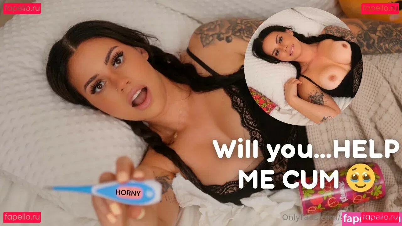 ShotsofSimone Onlyfans Photo Gallery 