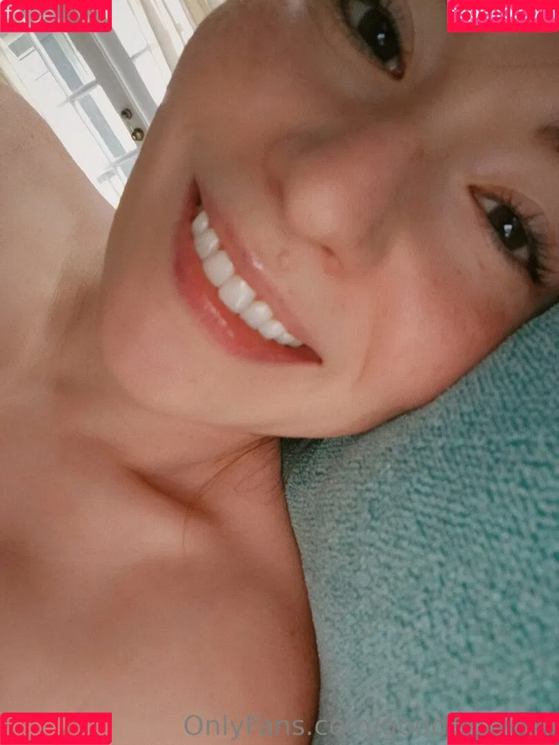 goddesszoey Onlyfans Photo Gallery 