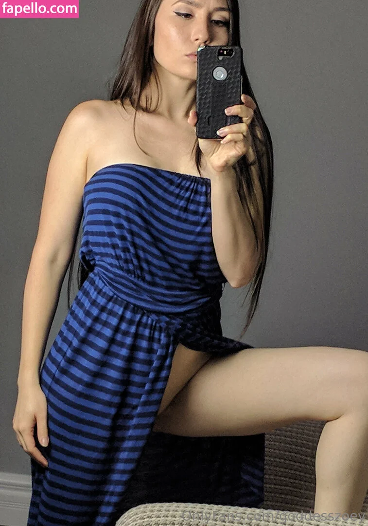 goddesszoey Onlyfans Photo Gallery 