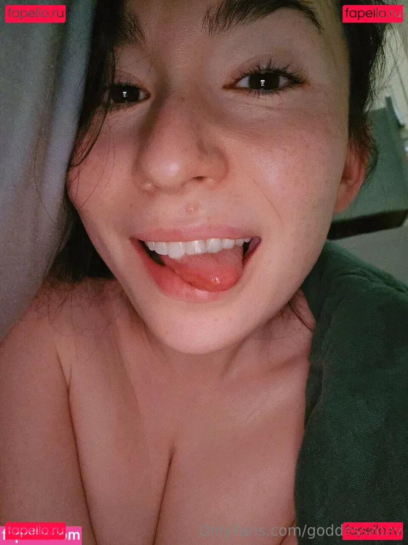 goddesszoey Onlyfans Photo Gallery 