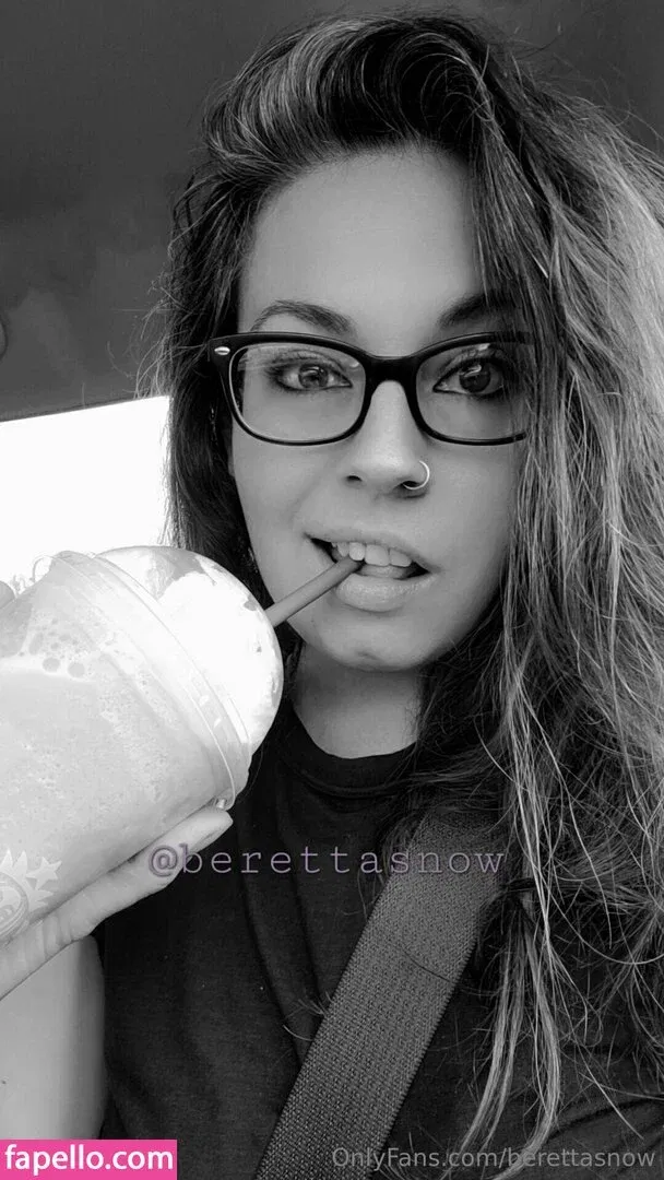 berettasnow Onlyfans Photo Gallery 