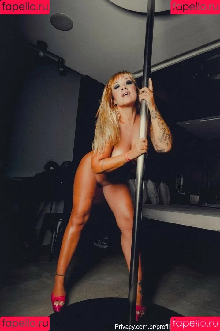 Vivi Fernandez Onlyfans Photo Gallery 