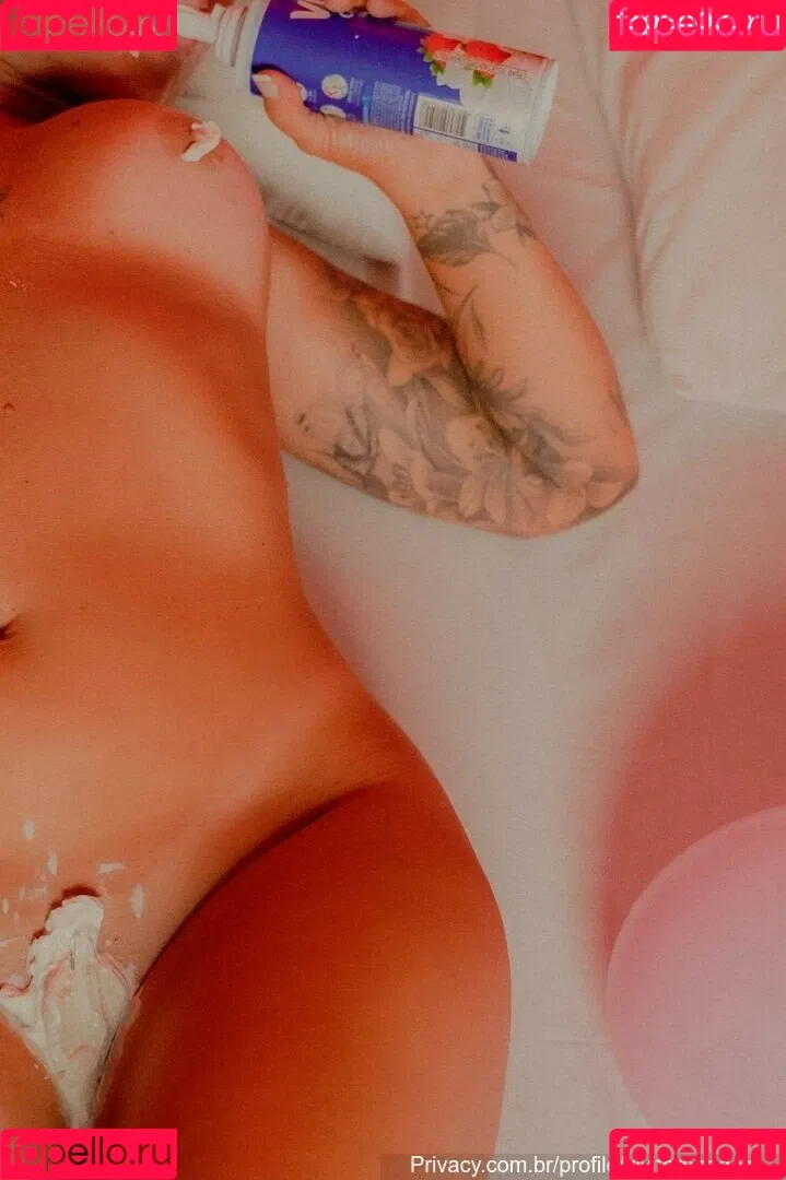 Vivi Fernandez Onlyfans Photo Gallery 