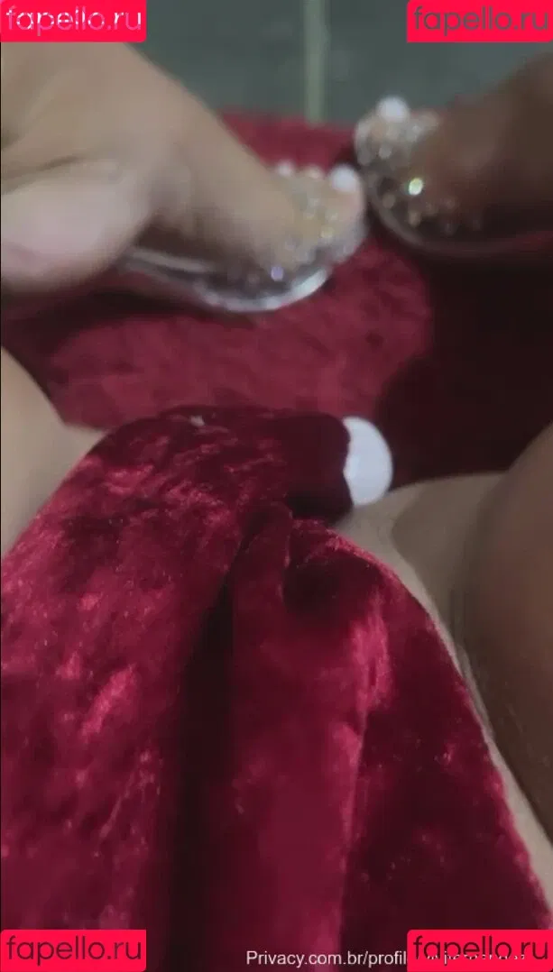 Vivi Fernandez Onlyfans Photo Gallery 