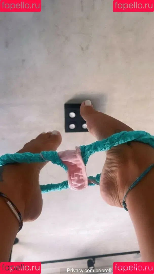 Vivi Fernandez Onlyfans Photo Gallery 