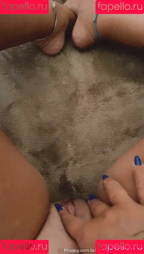 Vivi Fernandez Onlyfans Photo Gallery 