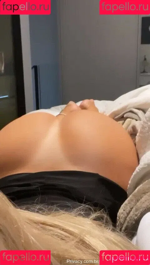 Vivi Fernandez Onlyfans Photo Gallery 