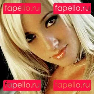 Vivi Fernandez Onlyfans Photo Gallery 