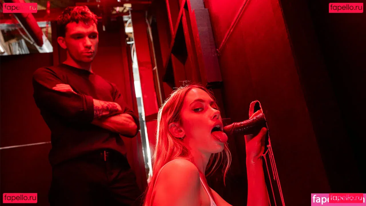 Khloe Kapri Onlyfans Photo Gallery 