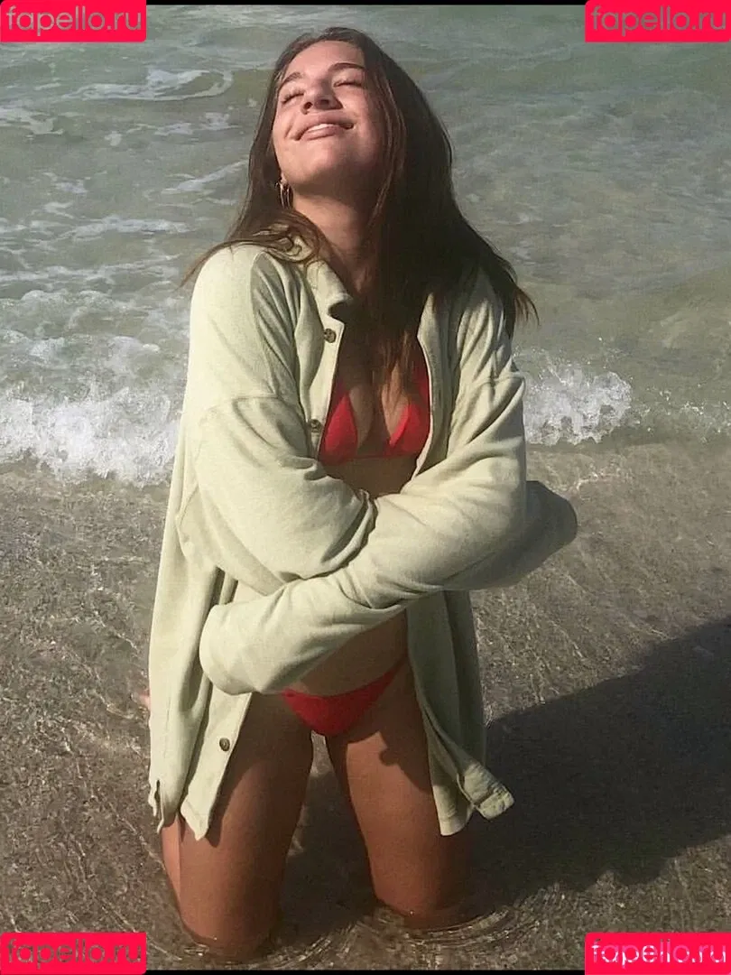 Mackenzie Ziegler Onlyfans Photo Gallery 