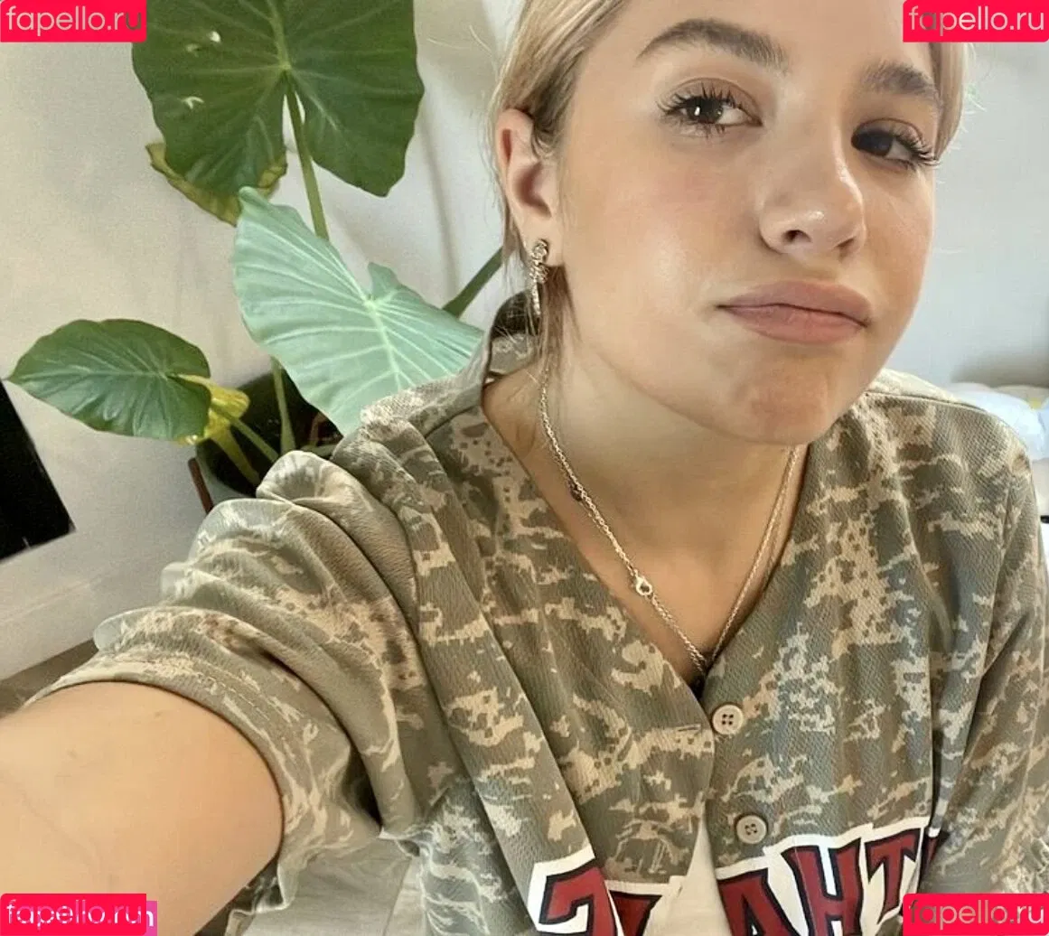 Mackenzie Ziegler Onlyfans Photo Gallery 