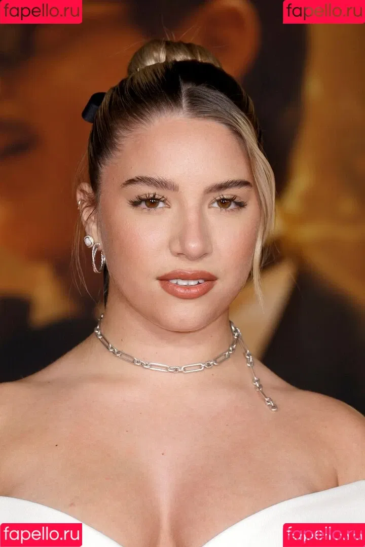 Mackenzie Ziegler Onlyfans Photo Gallery 