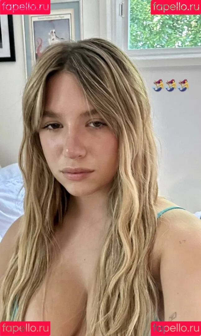 Mackenzie Ziegler Onlyfans Photo Gallery 