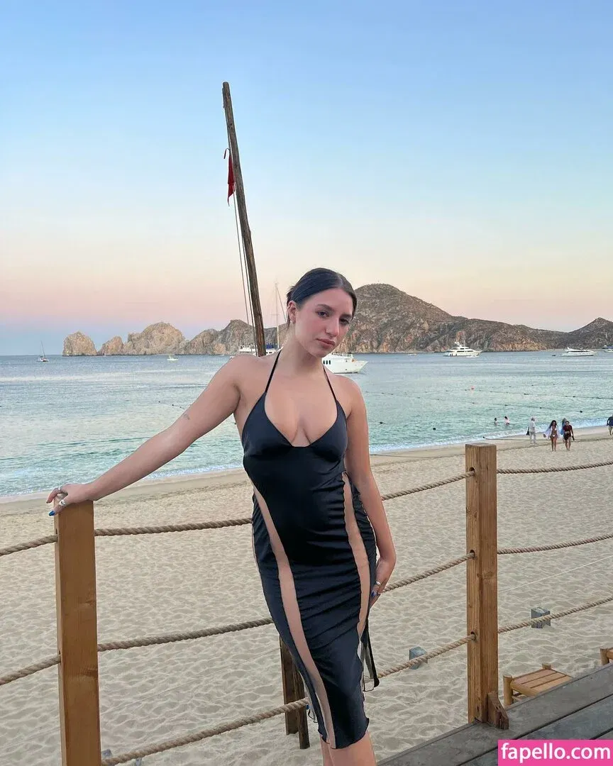 Mackenzie Ziegler Onlyfans Photo Gallery 