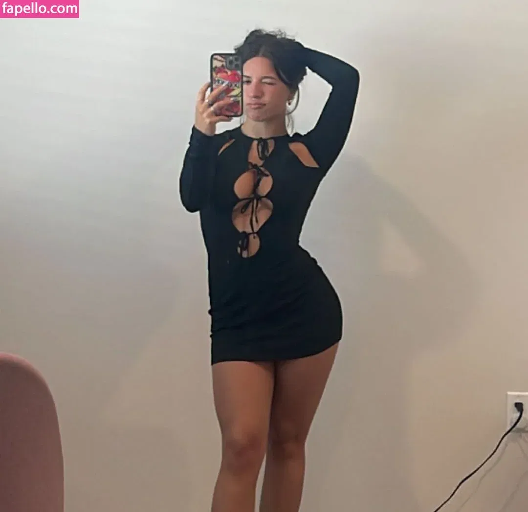 Mackenzie Ziegler Onlyfans Photo Gallery 