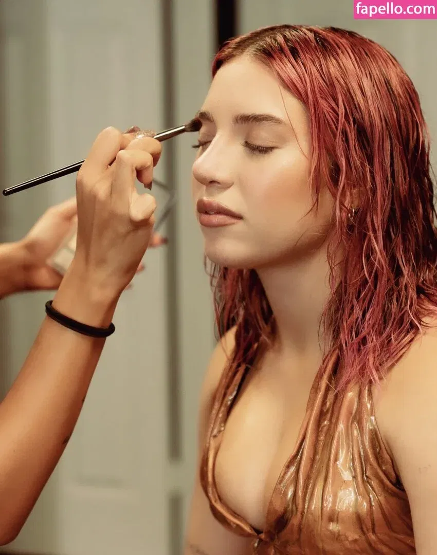 Mackenzie Ziegler Onlyfans Photo Gallery 