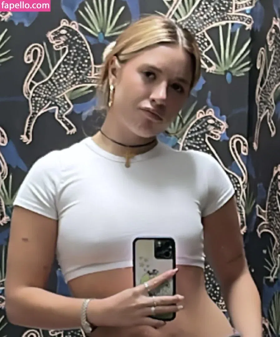 Mackenzie Ziegler Onlyfans Photo Gallery 