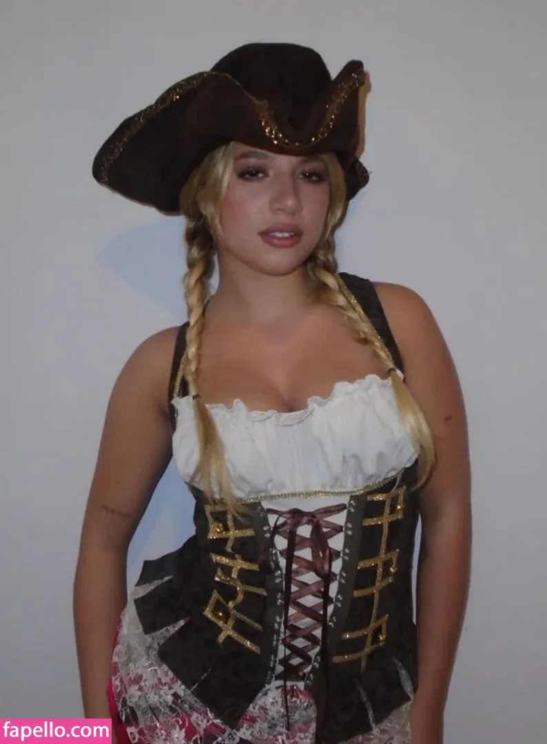 Mackenzie Ziegler Onlyfans Photo Gallery 