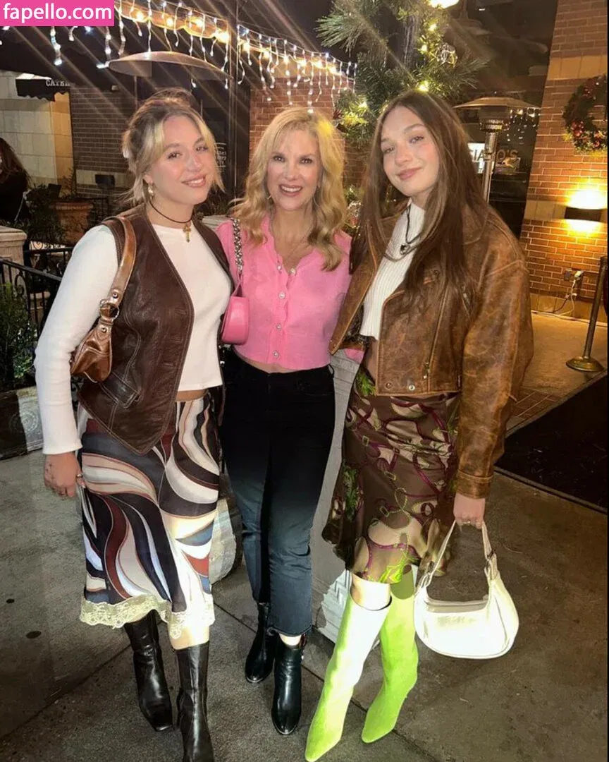 Mackenzie Ziegler Onlyfans Photo Gallery 