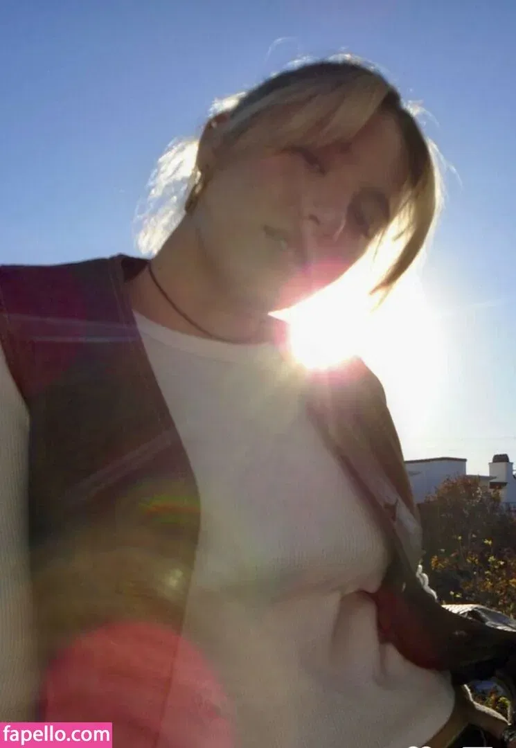 Mackenzie Ziegler Onlyfans Photo Gallery 