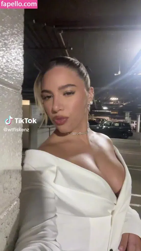 Mackenzie Ziegler Onlyfans Photo Gallery 