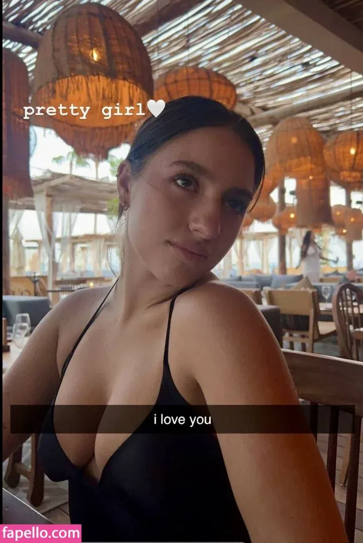 Mackenzie Ziegler Onlyfans Photo Gallery 