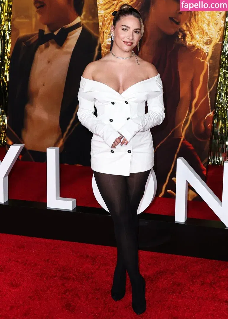 Mackenzie Ziegler Onlyfans Photo Gallery 