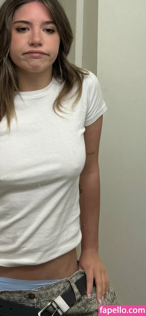 Mackenzie Ziegler Onlyfans Photo Gallery 