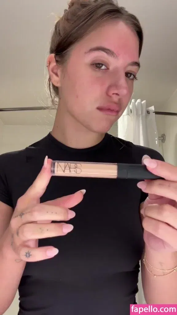 Mackenzie Ziegler Onlyfans Photo Gallery 