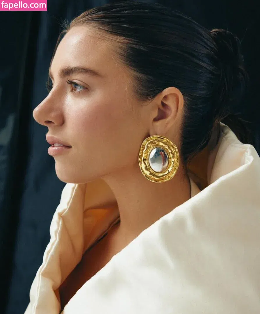 Mackenzie Ziegler Onlyfans Photo Gallery 