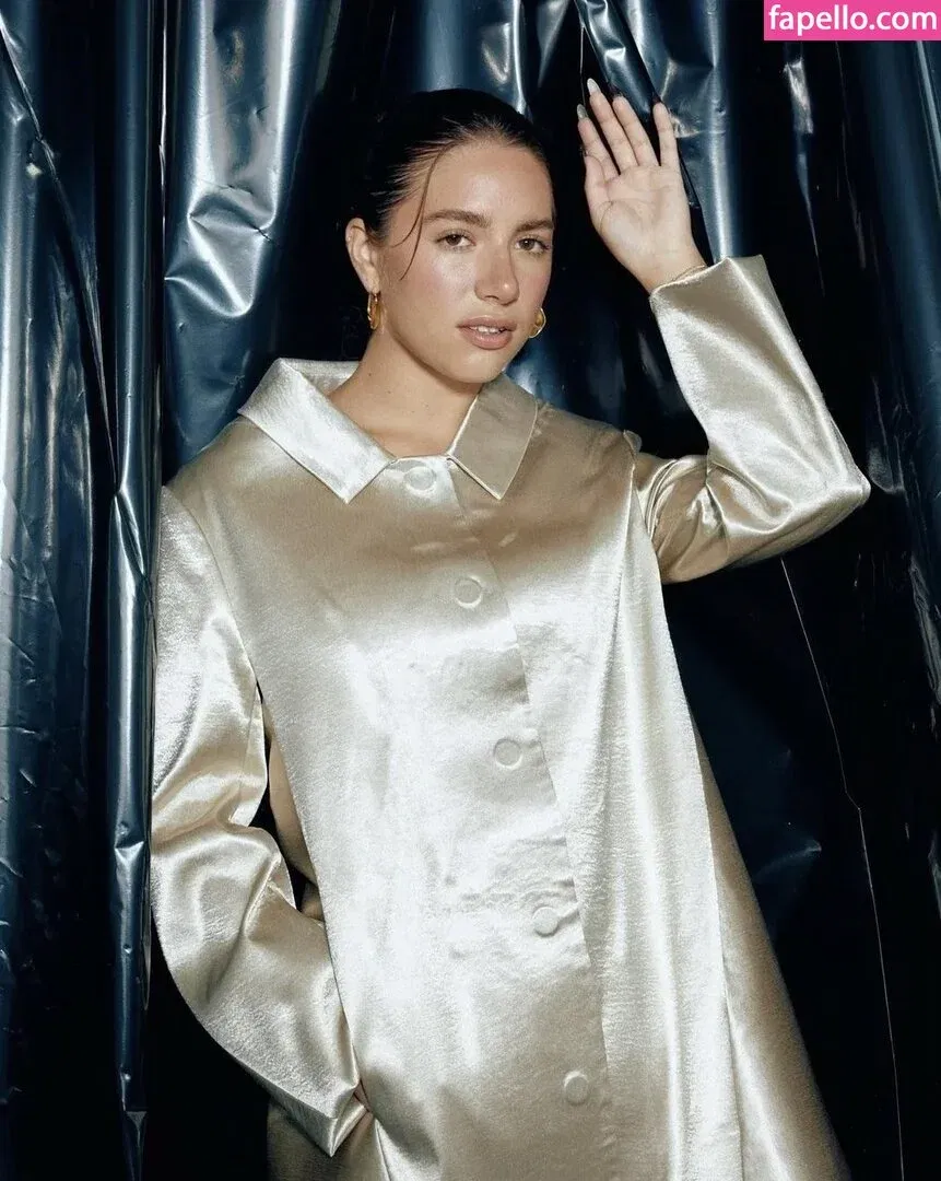 Mackenzie Ziegler Onlyfans Photo Gallery 