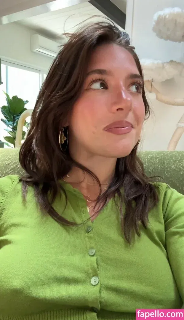 Mackenzie Ziegler Onlyfans Photo Gallery 