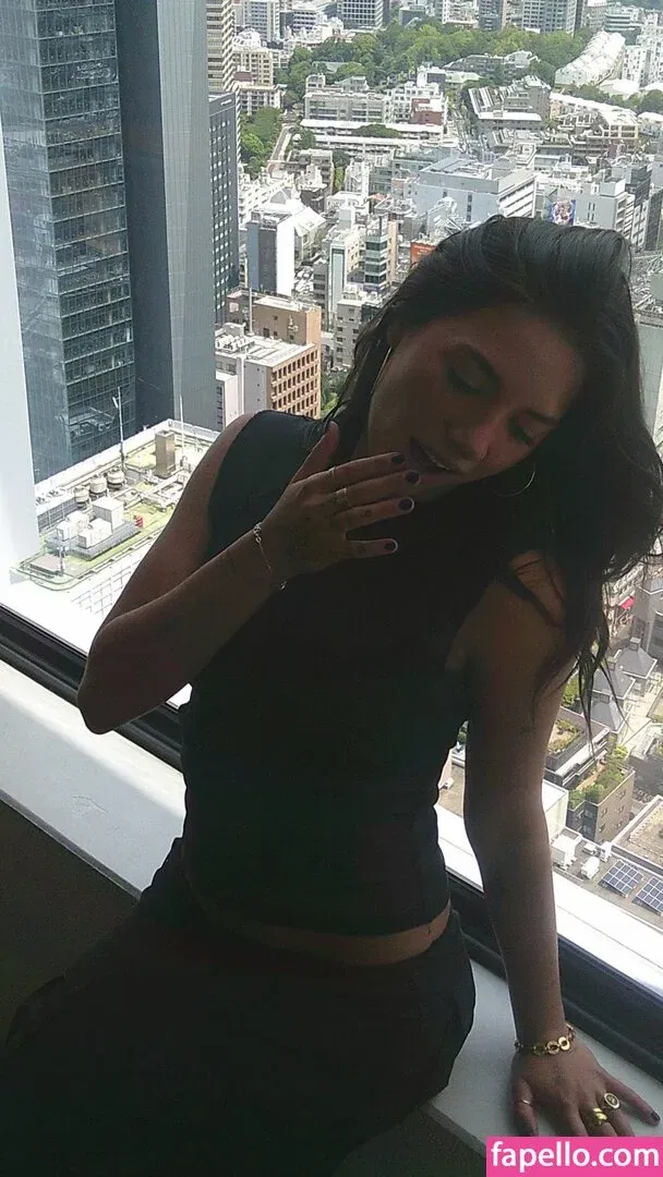 Mackenzie Ziegler Onlyfans Photo Gallery 