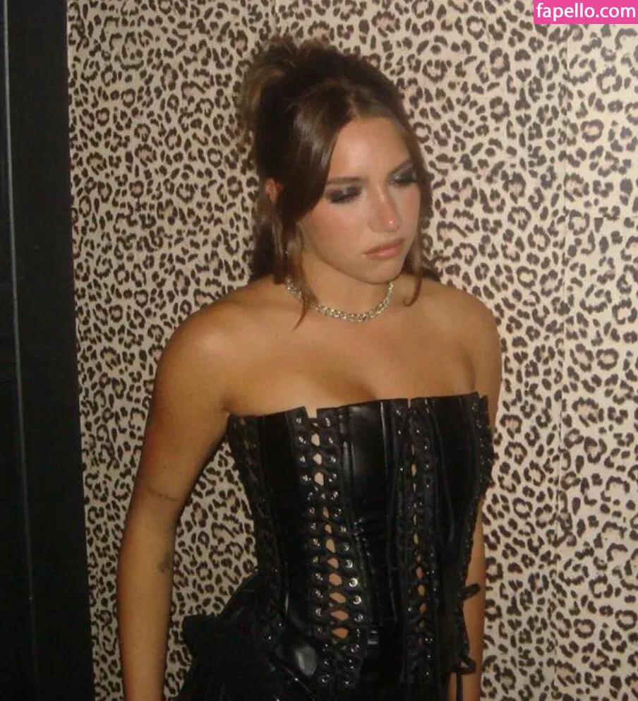 Mackenzie Ziegler Onlyfans Photo Gallery 