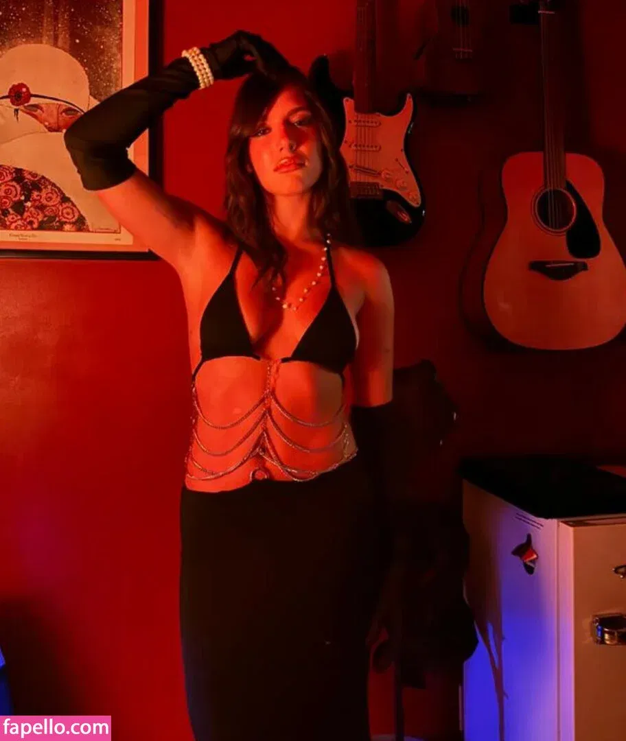 Mackenzie Ziegler Onlyfans Photo Gallery 