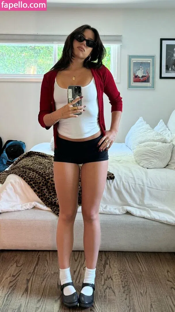 Mackenzie Ziegler Onlyfans Photo Gallery 