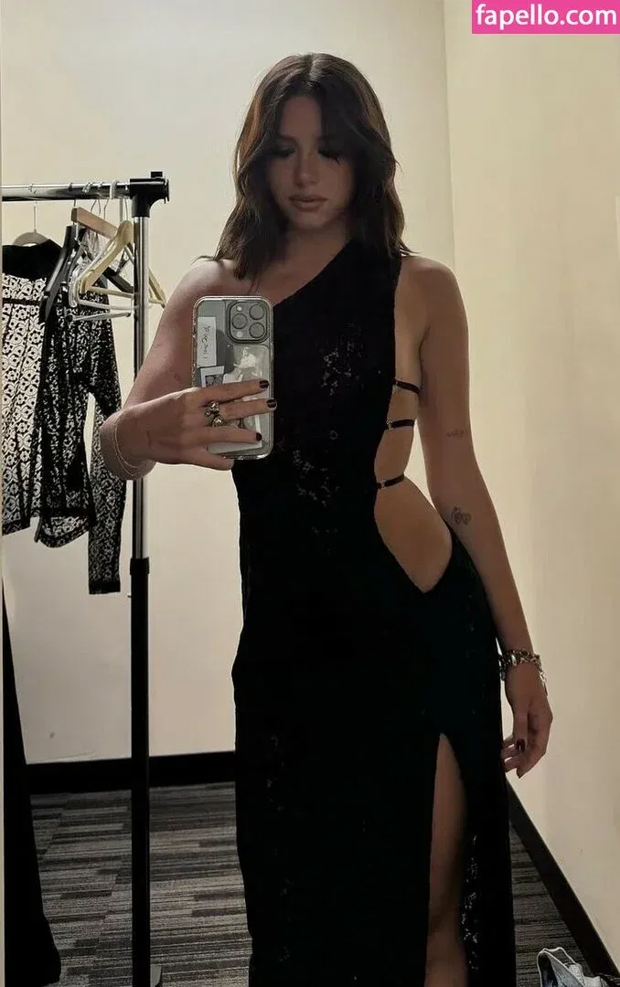 Mackenzie Ziegler Onlyfans Photo Gallery 