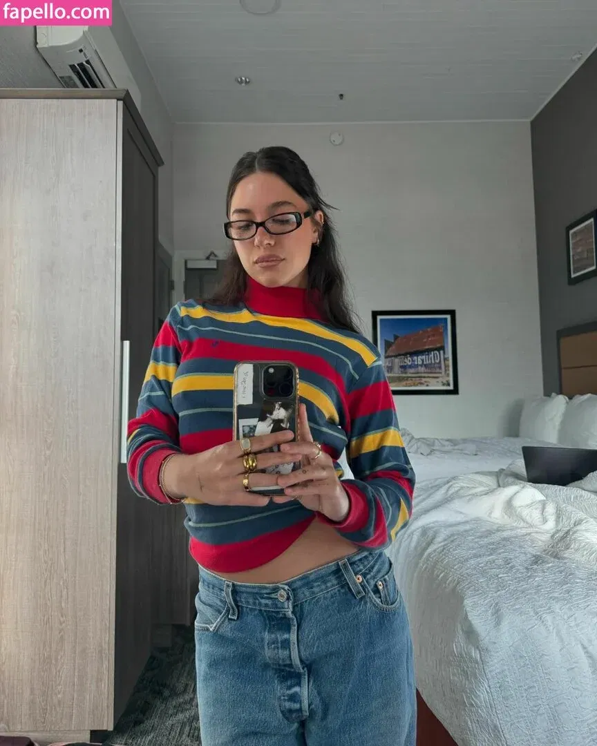 Mackenzie Ziegler Onlyfans Photo Gallery 