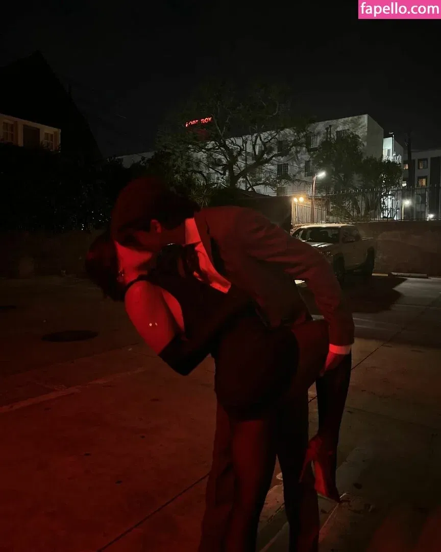 Mackenzie Ziegler Onlyfans Photo Gallery 