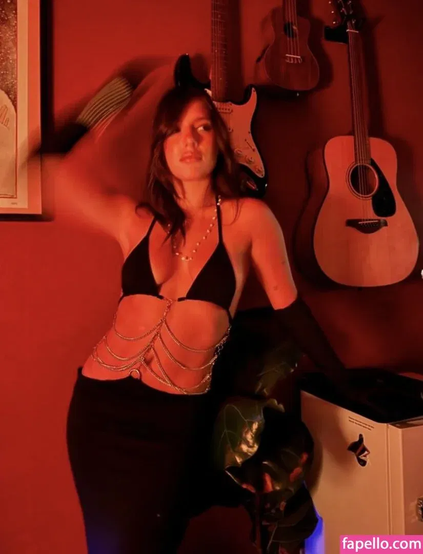 Mackenzie Ziegler Onlyfans Photo Gallery 