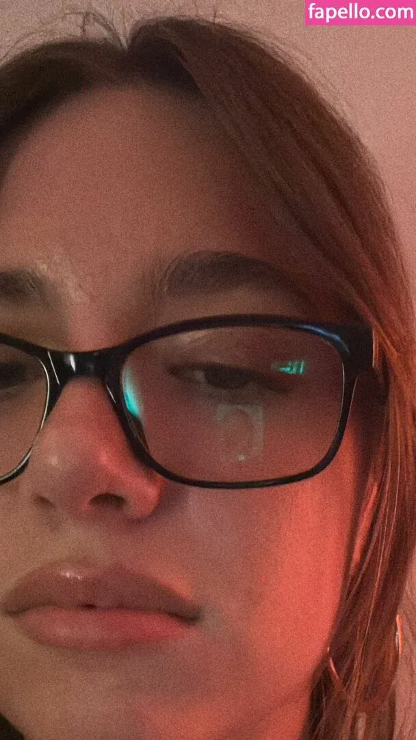 Mackenzie Ziegler Onlyfans Photo Gallery 