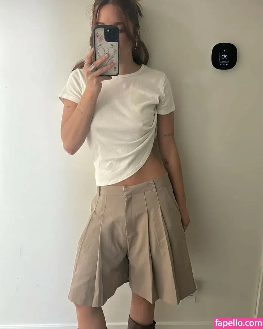 Mackenzie Ziegler Onlyfans Photo Gallery 